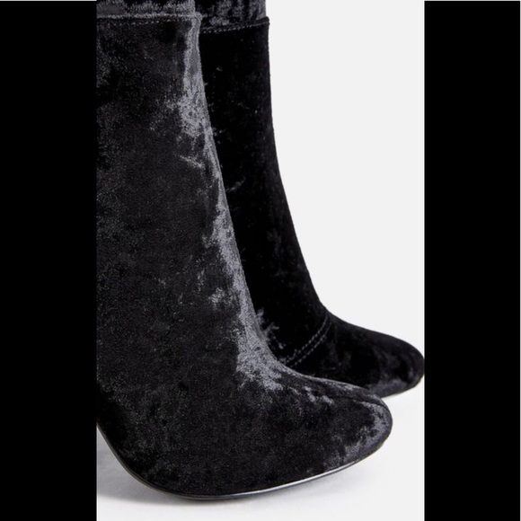 Last Pair! NWT JustFab OTK Black Velvet Heeled Boots - Picture 14 of 17